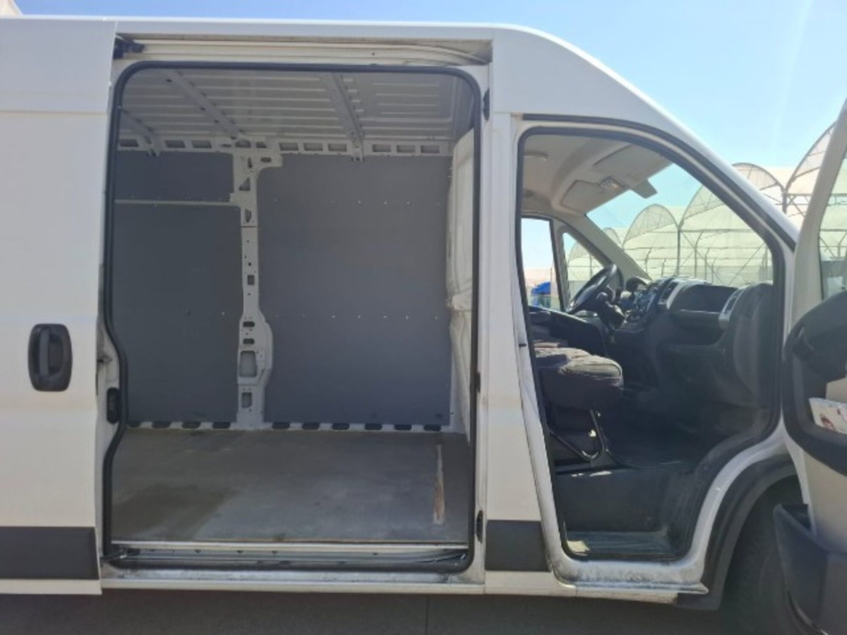 Fiat Ducato Furgone maxi 35 LH2 2.2 mjt3 180cv serie 9 (7)