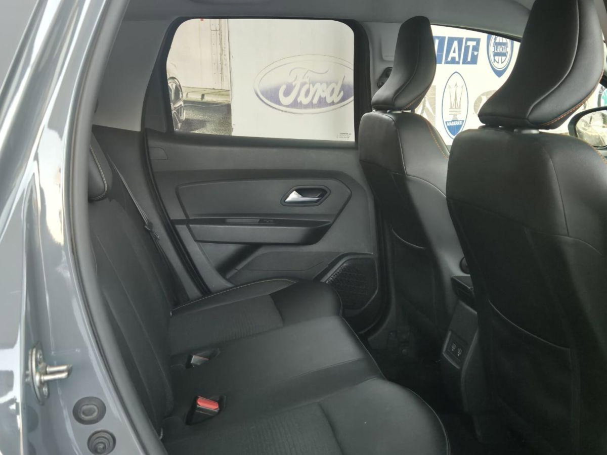 Dacia Duster 1.0 TCe GPL 4x2 Extreme (20)