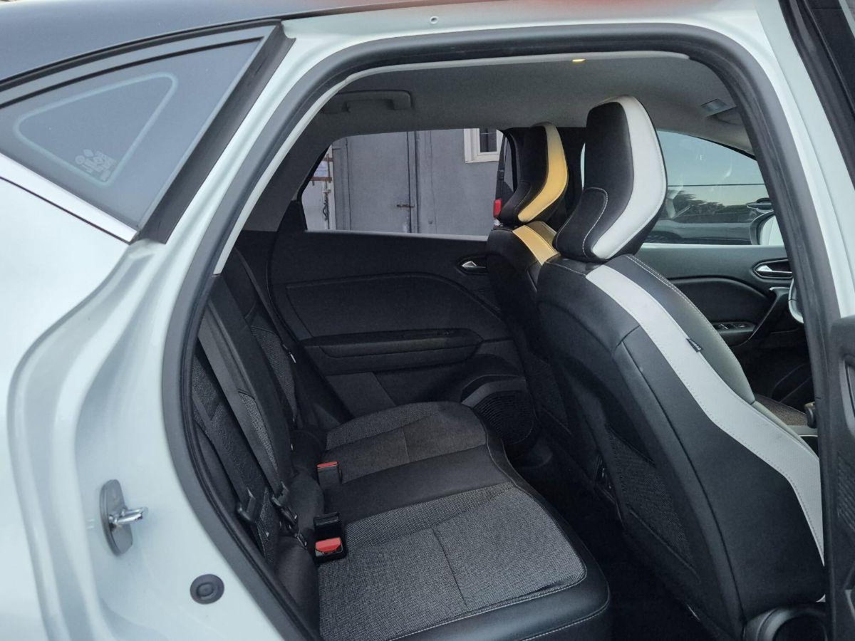 Renault Captur Blue dCi 115 CV EDC Intens (14)