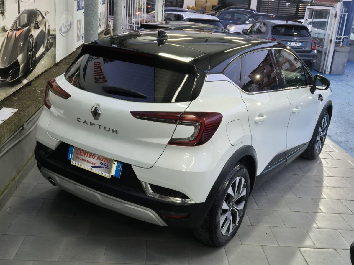 Renault Captur Blue dCi 115 CV EDC Intens (3)