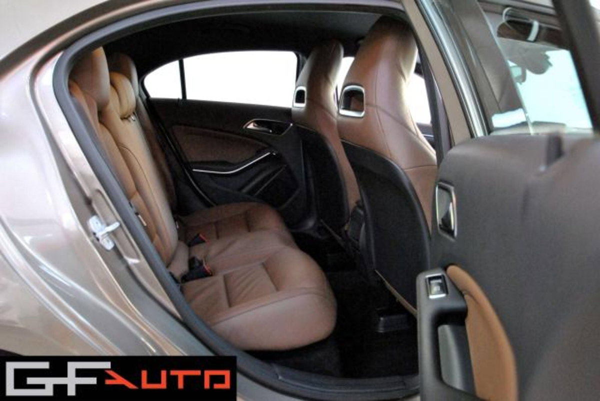 Mercedes-Benz Classe A 180 CDI Sport (10)