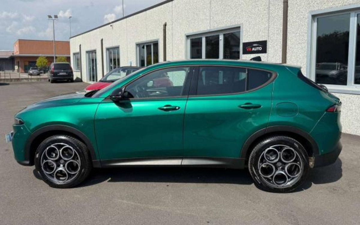 Alfa Romeo Tonale 1.3 phev Sprint Q4 280cv at6 (3)
