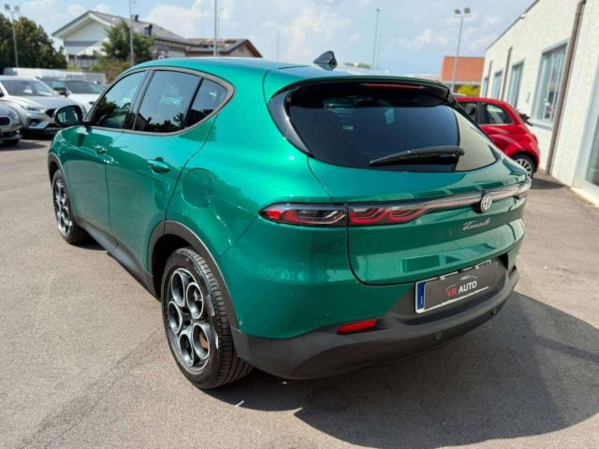 Alfa Romeo Tonale 1.3 phev Sprint Q4 280cv at6 (4)