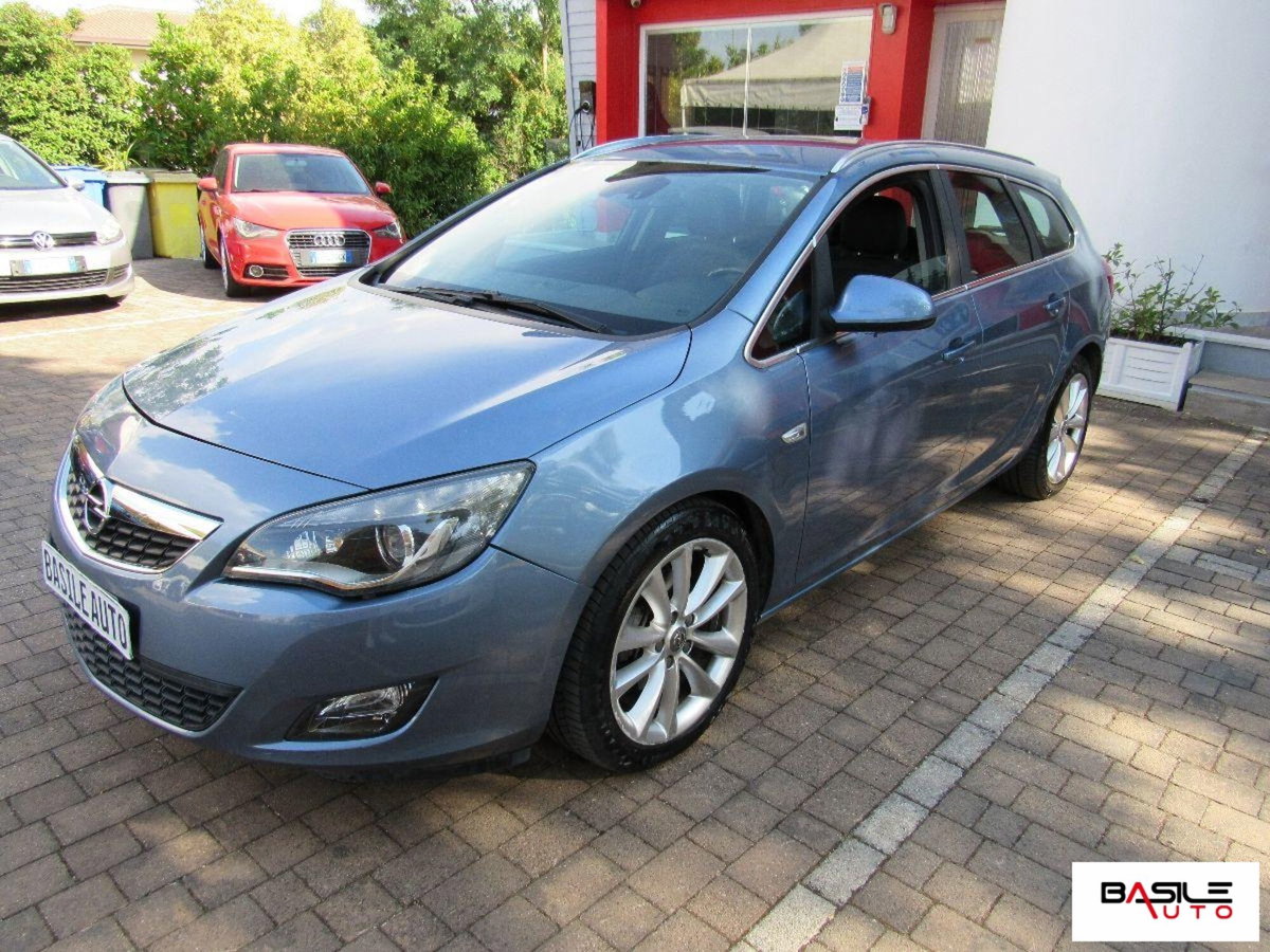 Opel Astra Station Wagon 1.7 CDTI 125CV Station Wagon Cosmo (3)