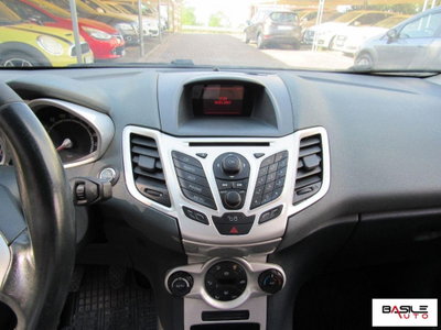 Ford Fiesta 1.6 TDCi 95 CV 5p. Titanium (14)