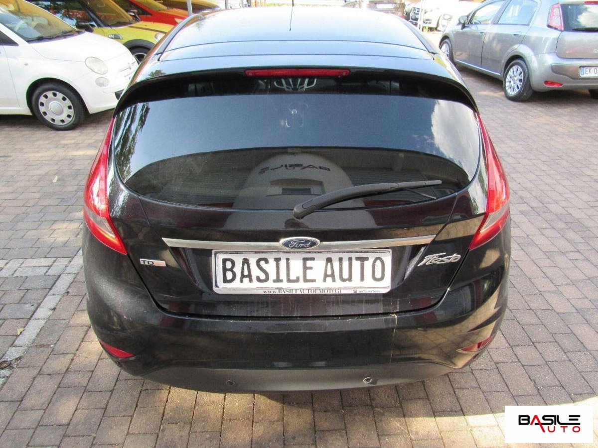 Ford Fiesta 1.6 TDCi 95 CV 5p. Titanium (4)