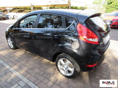 Ford Fiesta 1.6 TDCi 95 CV 5p. Titanium (5)
