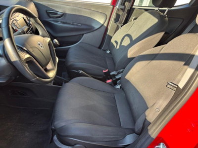 Lancia Ypsilon 1.2 69 CV 5 porte GPL Ecochic Silver (18)