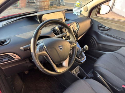 Lancia Ypsilon 1.2 69 CV 5 porte GPL Ecochic Silver (3)