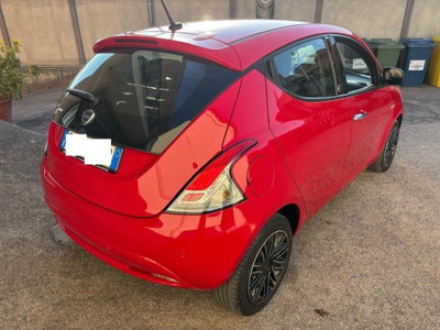 Lancia Ypsilon 1.2 69 CV 5 porte GPL Ecochic Silver (6)