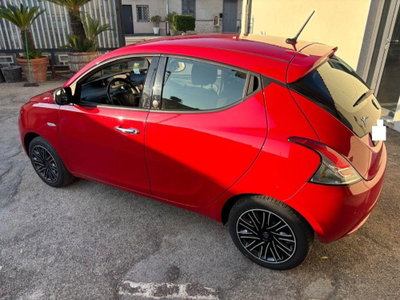 Lancia Ypsilon 1.2 69 CV 5 porte GPL Ecochic Silver (9)
