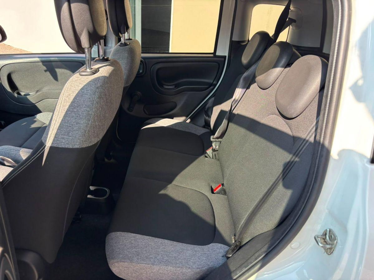 Fiat Panda 1.0 FireFly S&S Hybrid City Cross (5)