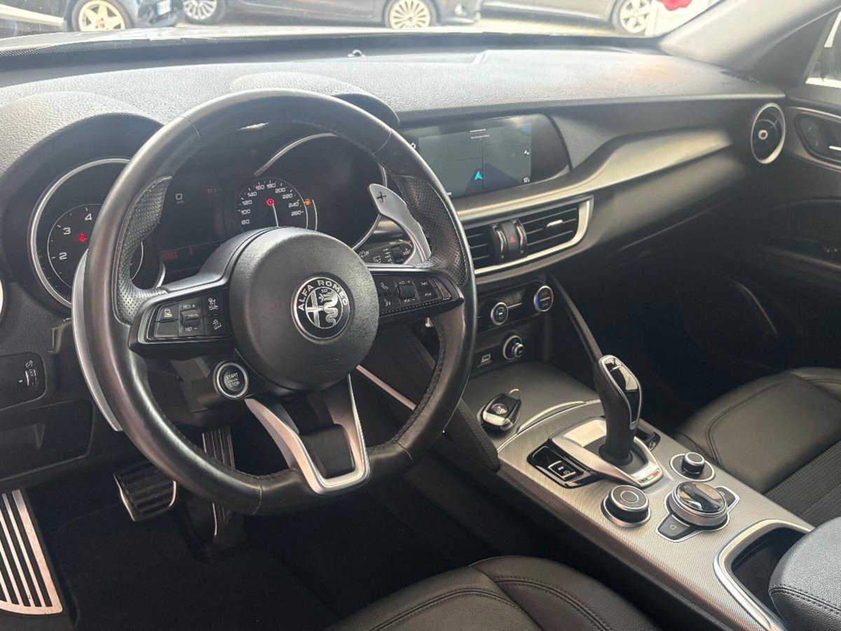 Alfa Romeo Stelvio Stelvio 2.2 Turbodiesel 190 CV AT8 Q4 Super Business (13)