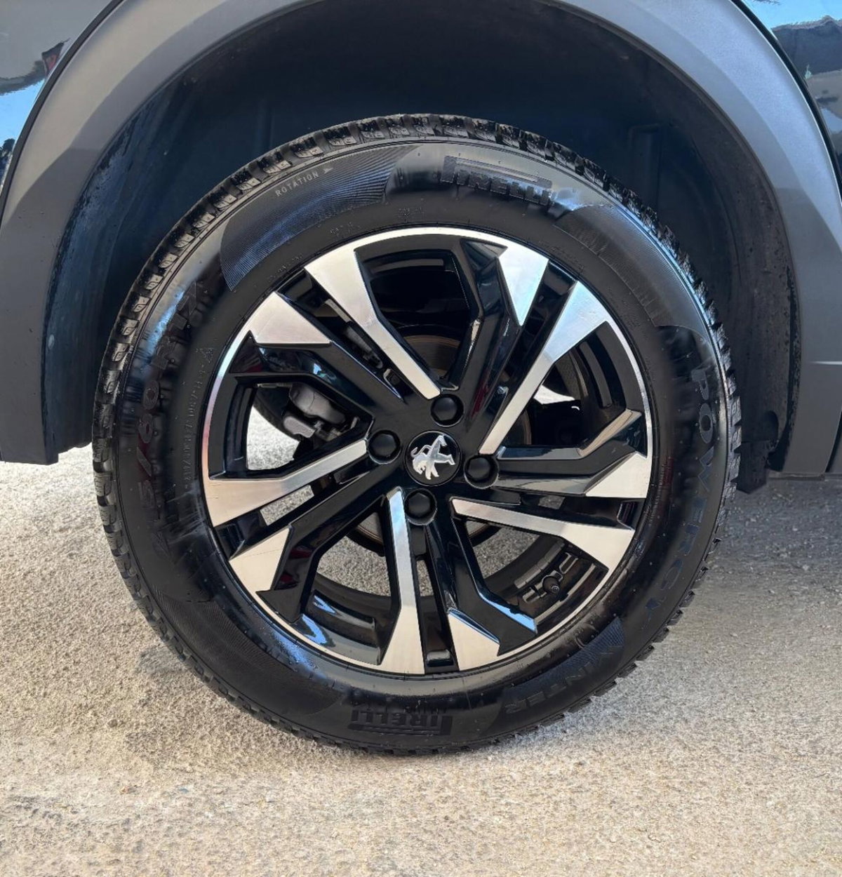 Peugeot 2008 BlueHDi 130 S&S EAT8 Allure Pack (15)