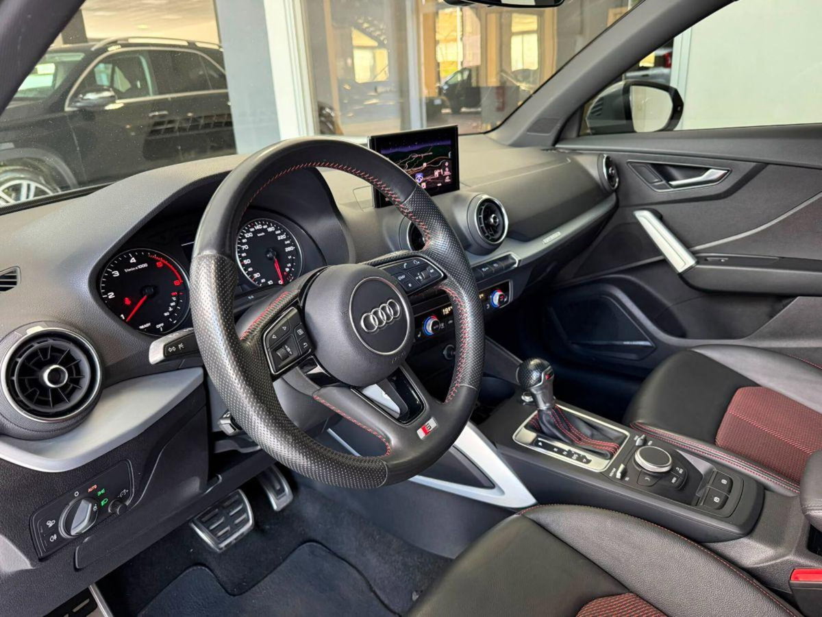 Audi Q2 Q2 35 TDI quattro S tronic S line Edition (13)