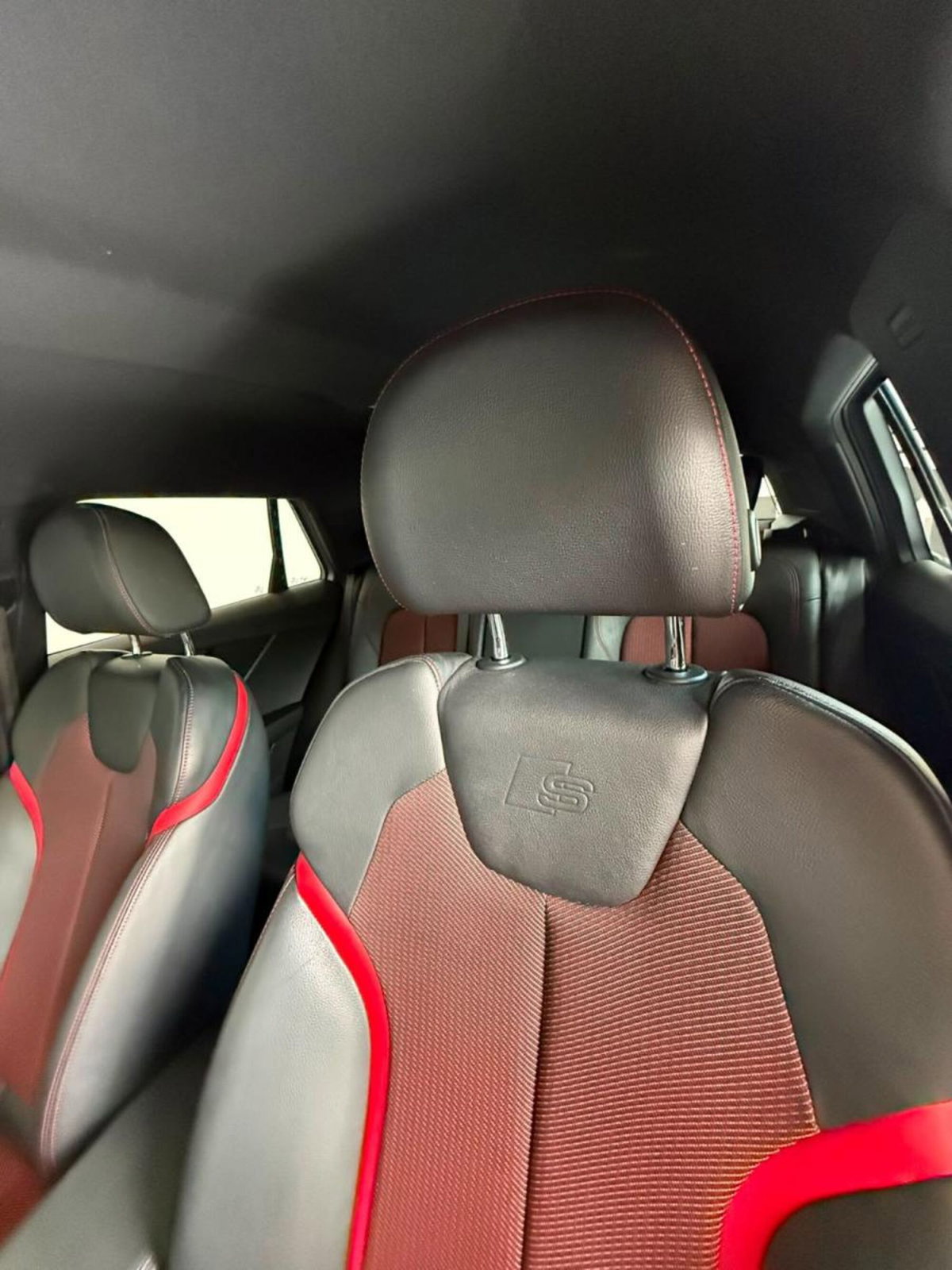 Audi Q2 Q2 35 TDI quattro S tronic S line Edition (15)