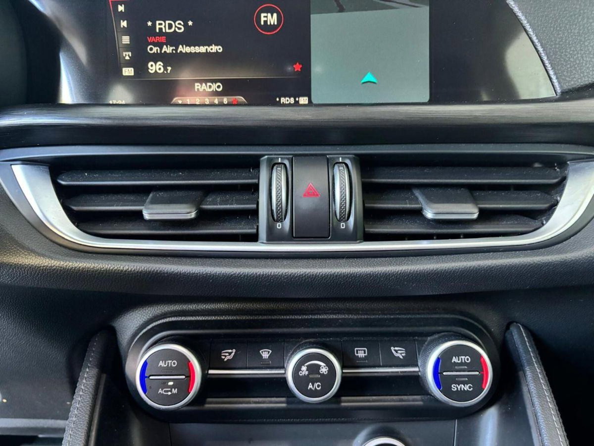Alfa Romeo Stelvio Stelvio 2.2 Turbodiesel 210 CV AT8 Q4 Super (17)