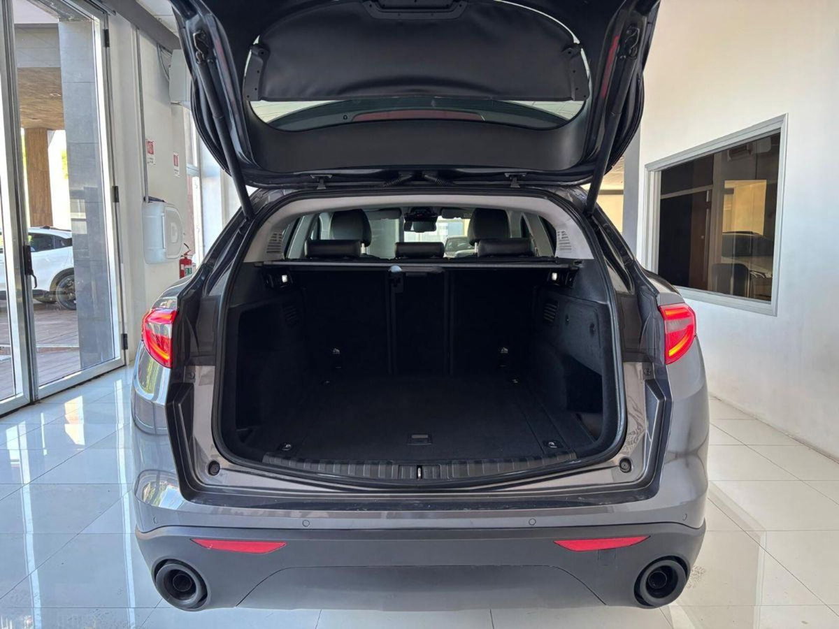 Alfa Romeo Stelvio Stelvio 2.2 Turbodiesel 210 CV AT8 Q4 Super (7)