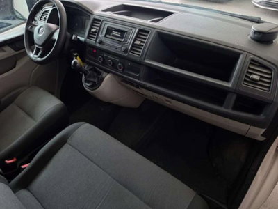 Volkswagen Veicoli Commerciali Transporter Furgone 2.0 TDI 102CV PC Kombi (11)