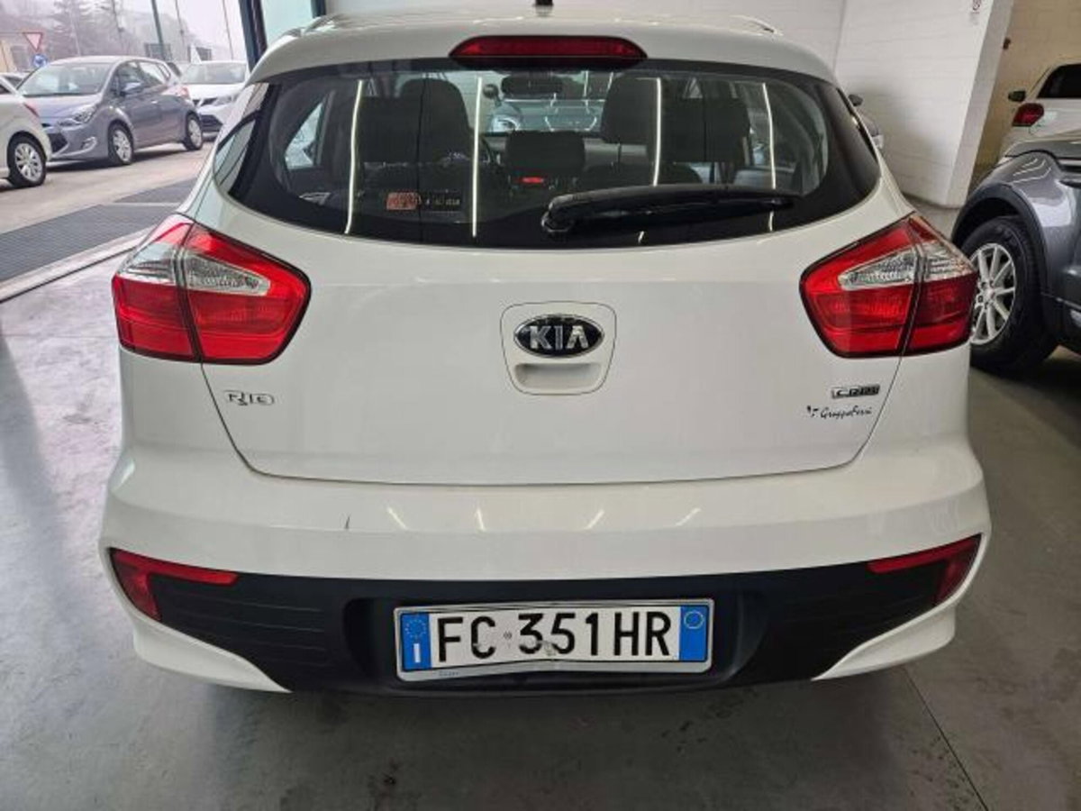 Kia Rio 1.1 CRDi 5p. Active (5)