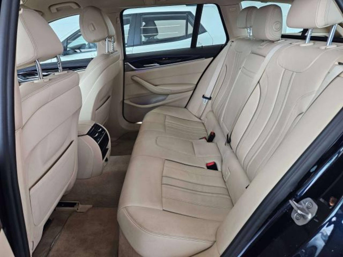 BMW Serie 5 Touring 520d xDrive  Luxury (13)