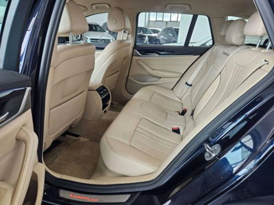 BMW Serie 5 Touring 520d xDrive  Luxury (9)