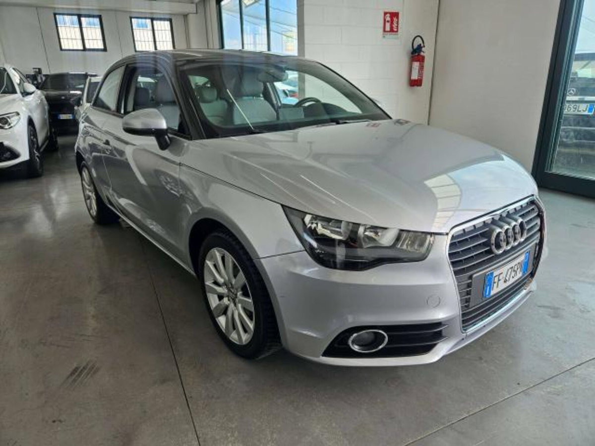 Audi A1 1.2 TFSI S line edition