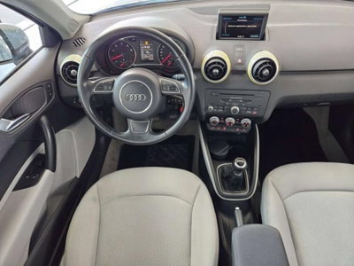 Audi A1 1.2 TFSI S line edition (15)