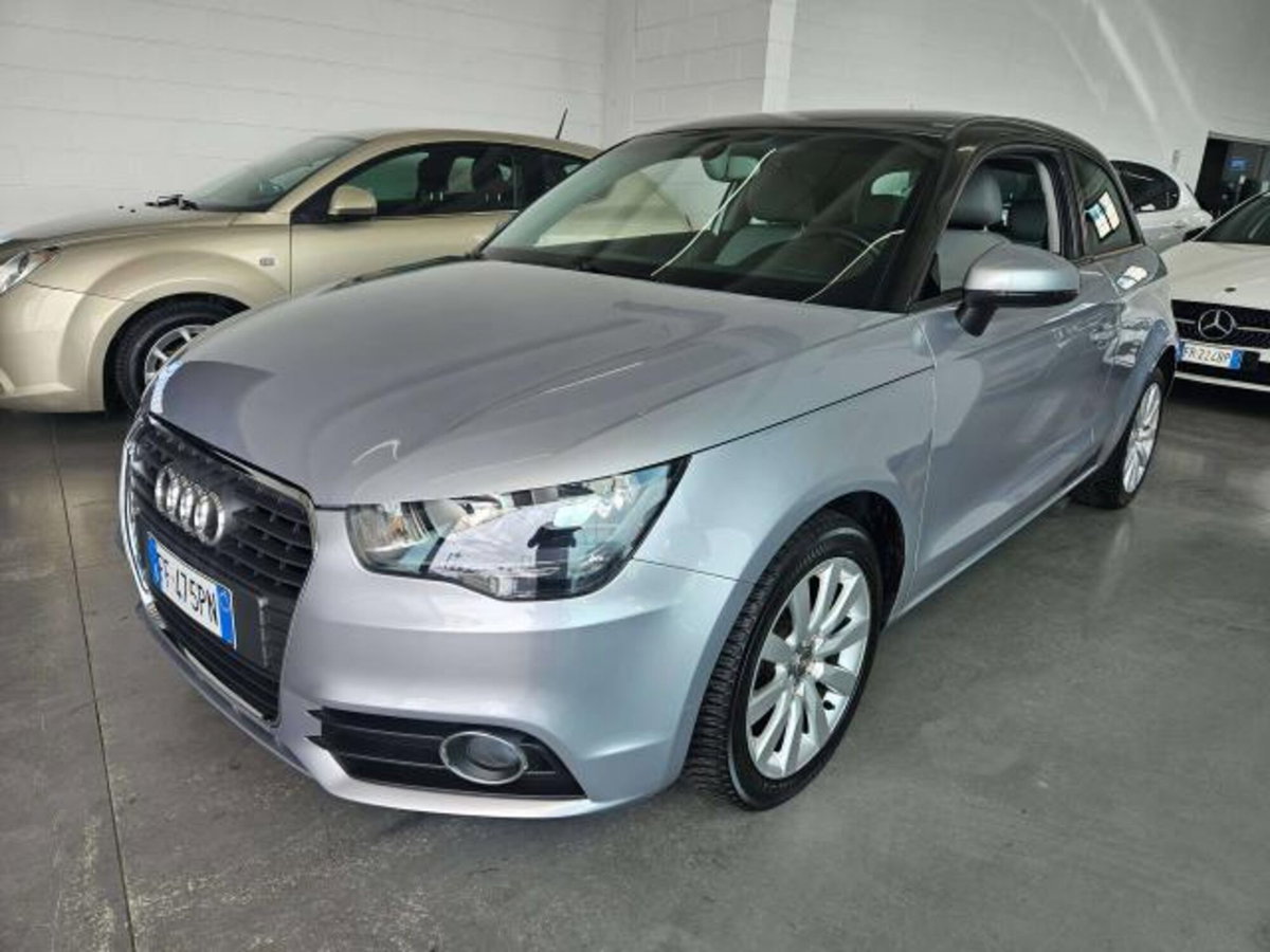 Audi A1 1.2 TFSI S line edition (3)