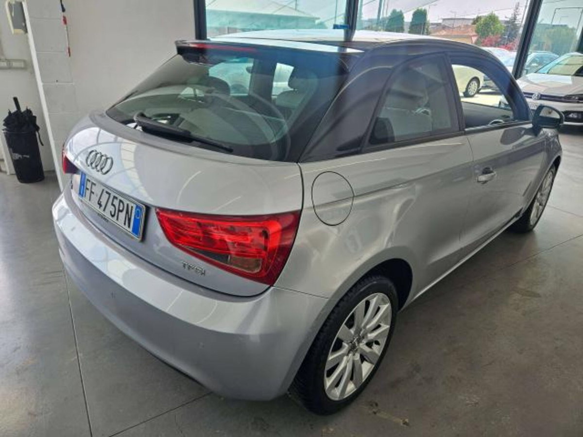 Audi A1 1.2 TFSI S line edition (7)