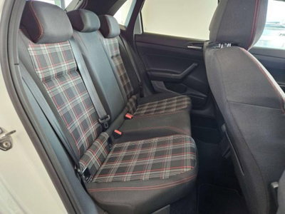 Volkswagen Polo 2.0 TSI DSG GTI BlueMotion Technology (13)