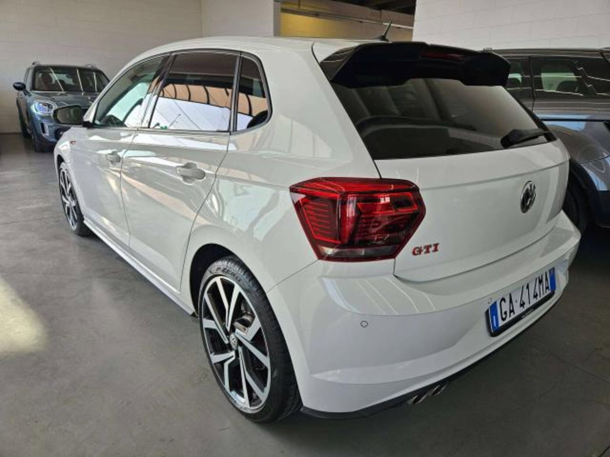 Volkswagen Polo 2.0 TSI DSG GTI BlueMotion Technology (4)