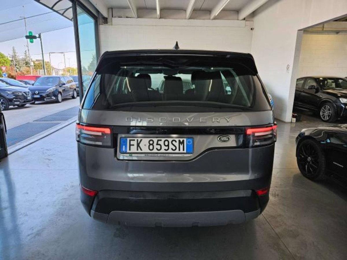 Land Rover Discovery 3.0 TD6 249 CV First Edition (5)