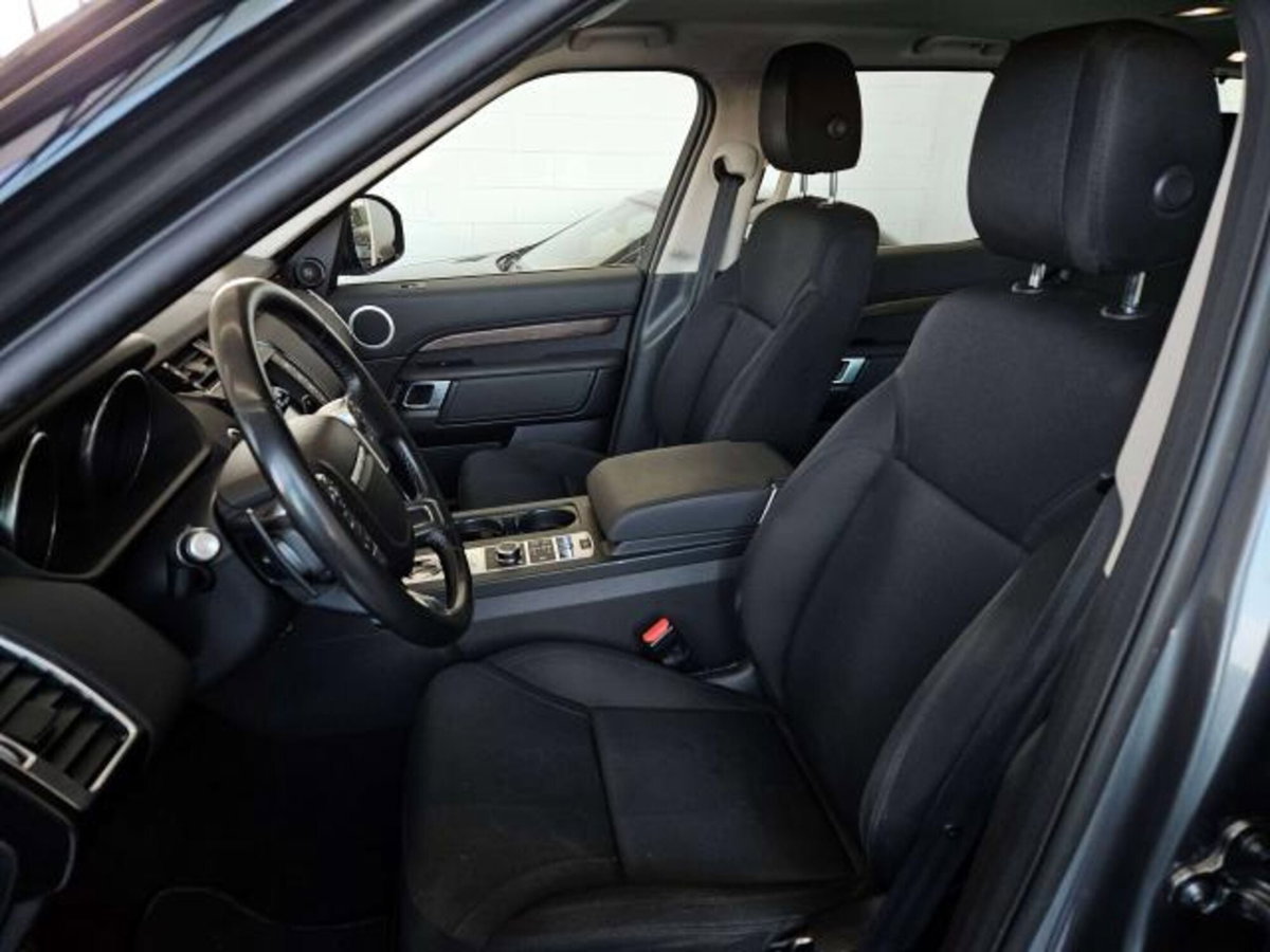 Land Rover Discovery 3.0 TD6 249 CV First Edition (7)
