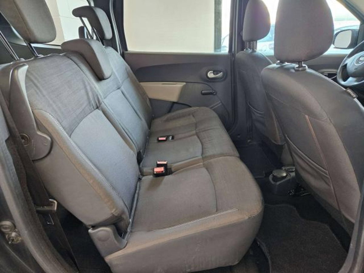Dacia Lodgy 1.5 dCi 8V 110CV 5 posti Ambiance (13)