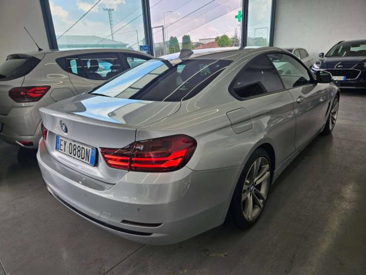 BMW Serie 4 Coupé 420d  Sport (6)