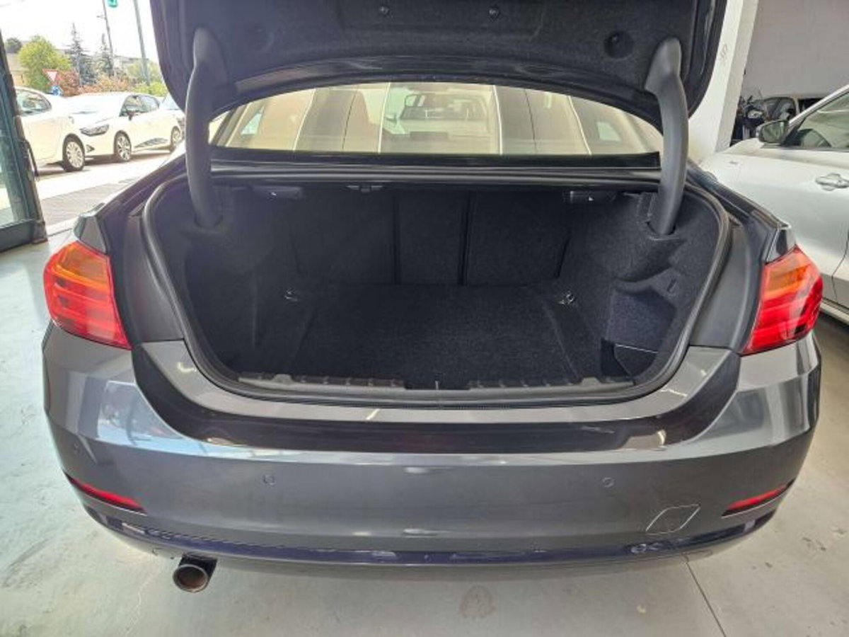BMW Serie 4 Coupé 420d xDrive  Sport (12)
