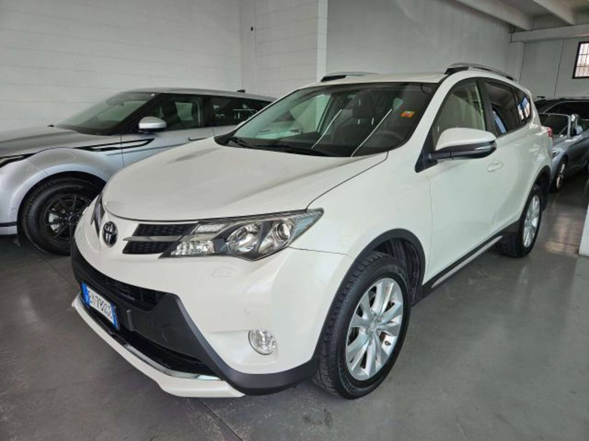 Toyota Rav4 D-CAT A/T 4WD Lounge White Ed. (3)