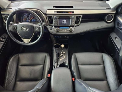 Toyota Rav4 D-CAT A/T 4WD Lounge White Ed. (8)