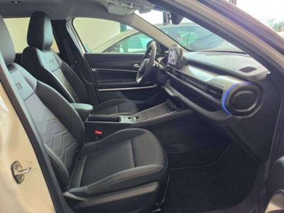Jeep Avenger 1.2 turbo e-hybrid mhev Altitude fwd 110cv edct6 (11)