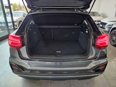 Audi Q2 35 1.5 tfsi Identity Black s-tronic (10)