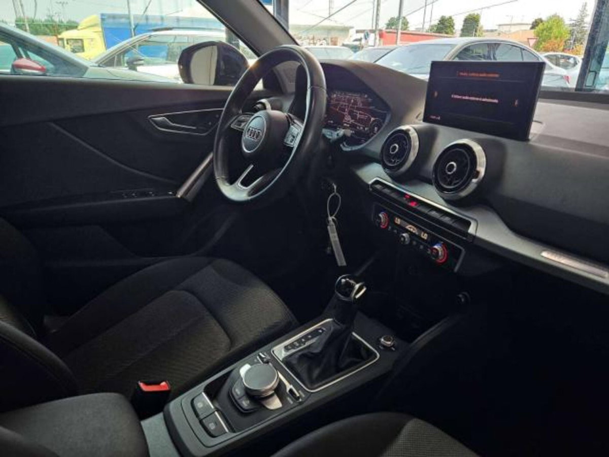 Audi Q2 35 1.5 tfsi Identity Black s-tronic (8)