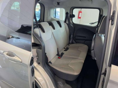 Ford Tourneo Courier 1.6 TDCI 95 CV Titanium (13)