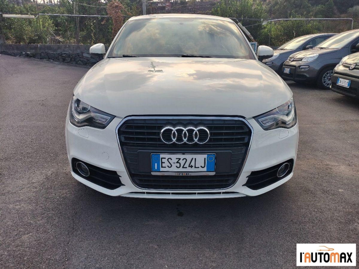 Audi A1 Sportback 1.6 TDI Ambition (2)