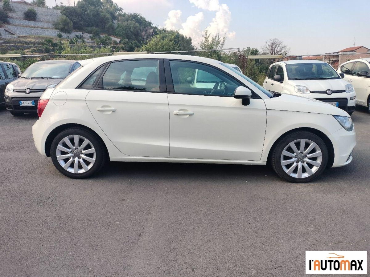 Audi A1 Sportback 1.6 TDI Ambition (4)