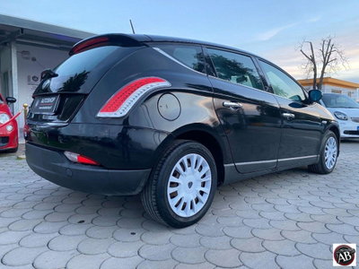 Lancia Delta 1.6 MJT DPF Platino (7)