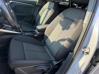 Audi A3 Sportback 30 TDI S tronic Business Advanced (9)