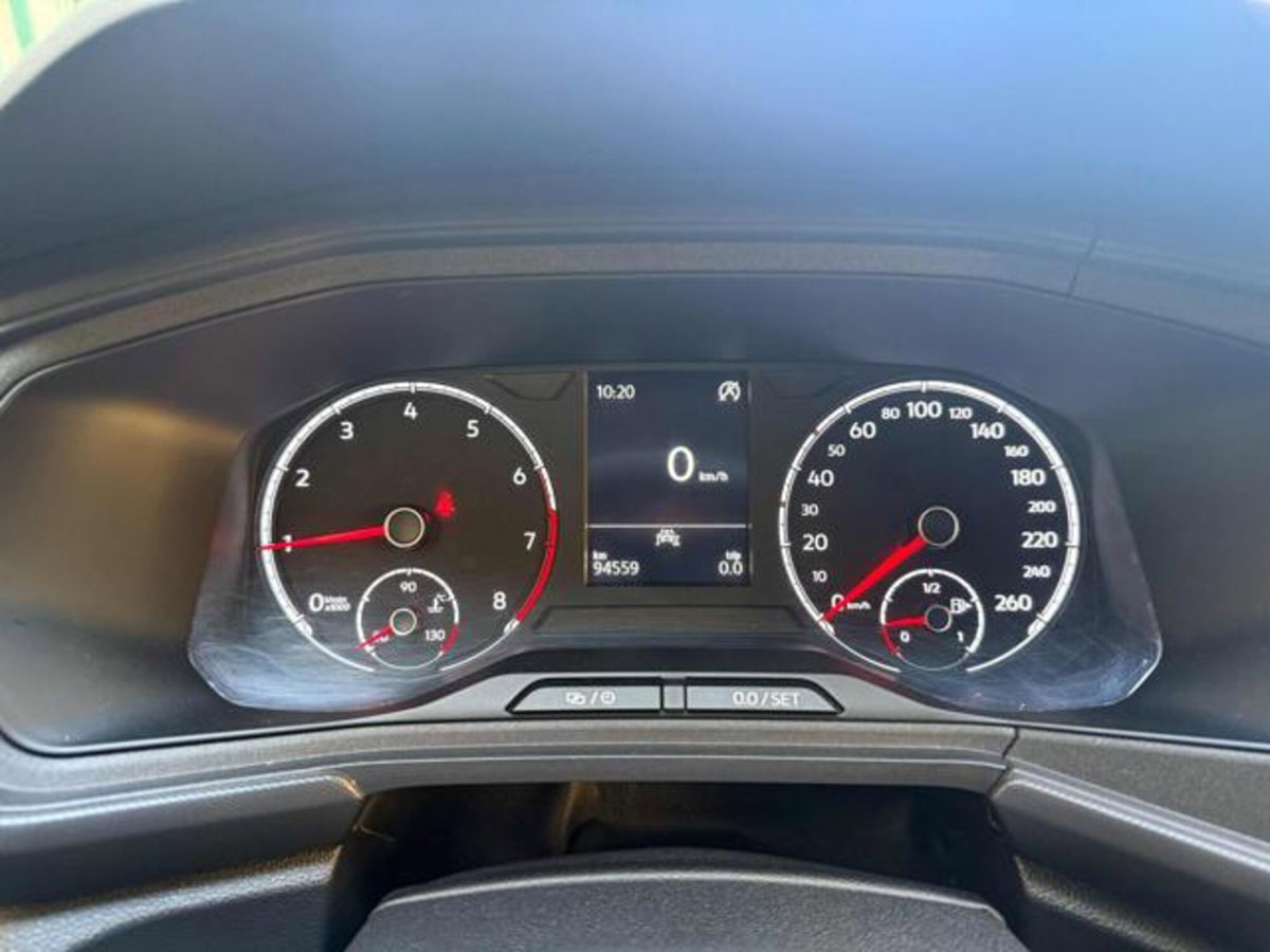 Volkswagen T-Cross 1.0 TSI Urban BMT (9)