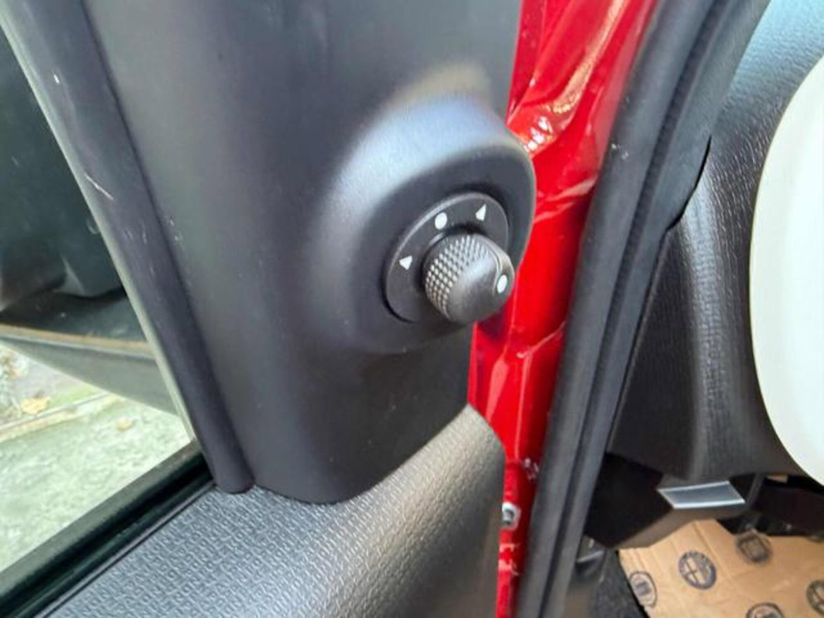Fiat Panda 1.0 firefly hybrid s&s 70cv 5p.ti (13)