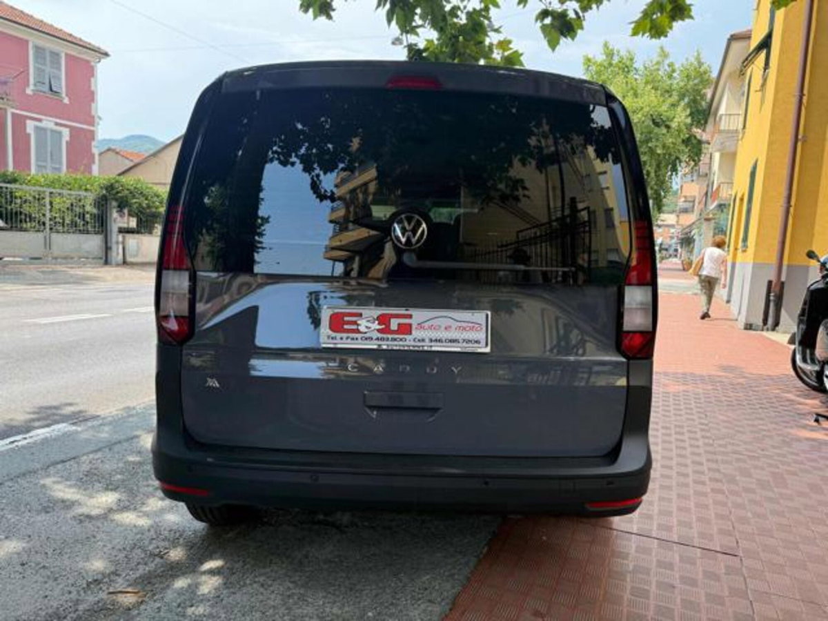 Volkswagen Caddy 1.5 TSI 114 CV DSG Space (5)